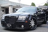 CHRYSLER 300C SRT8